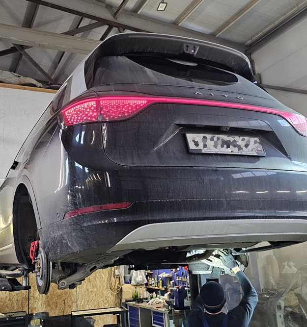 обслуживание электромобилей AITO