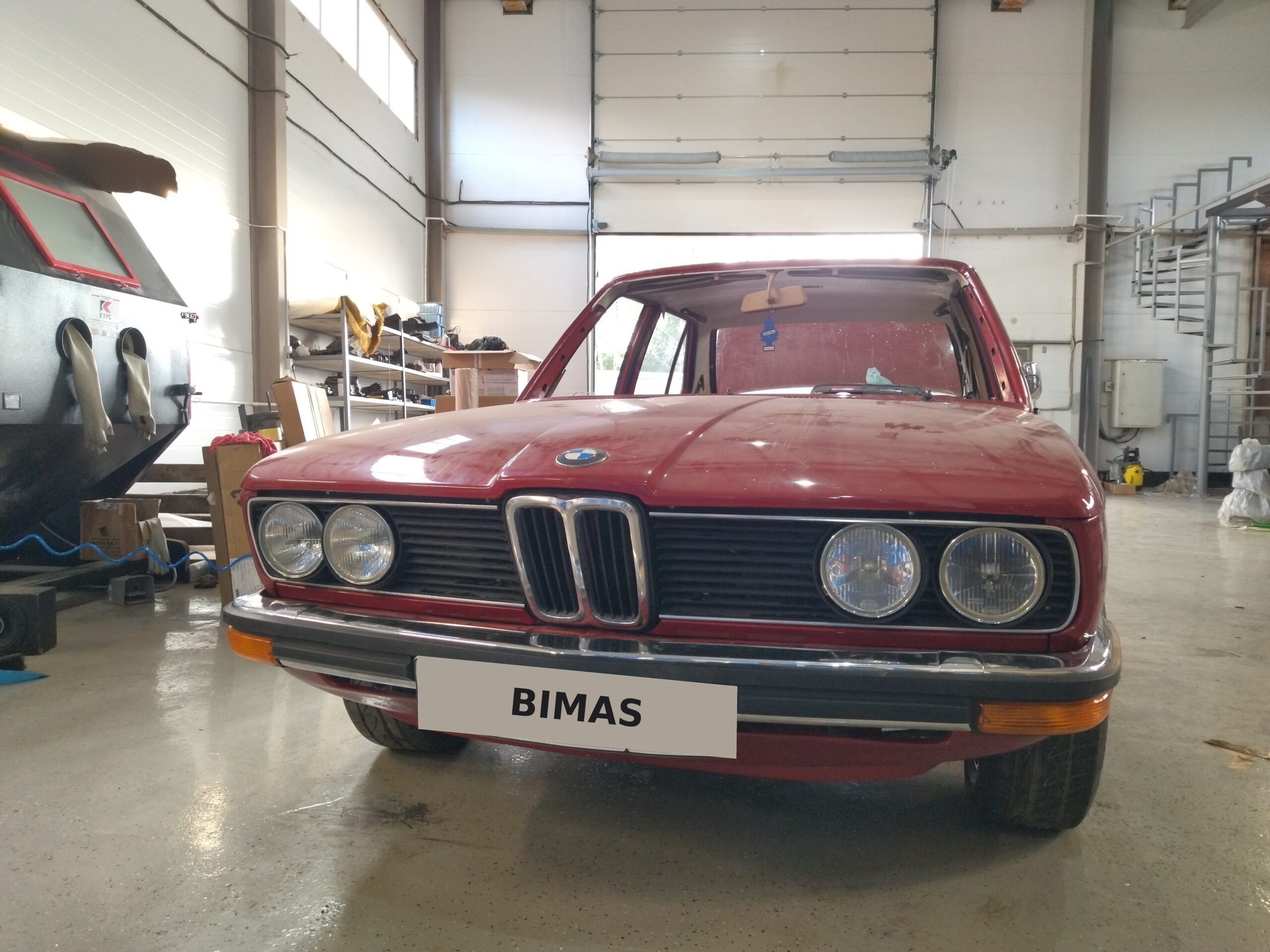 BMW E12 1979 после восстановления в BIMAS